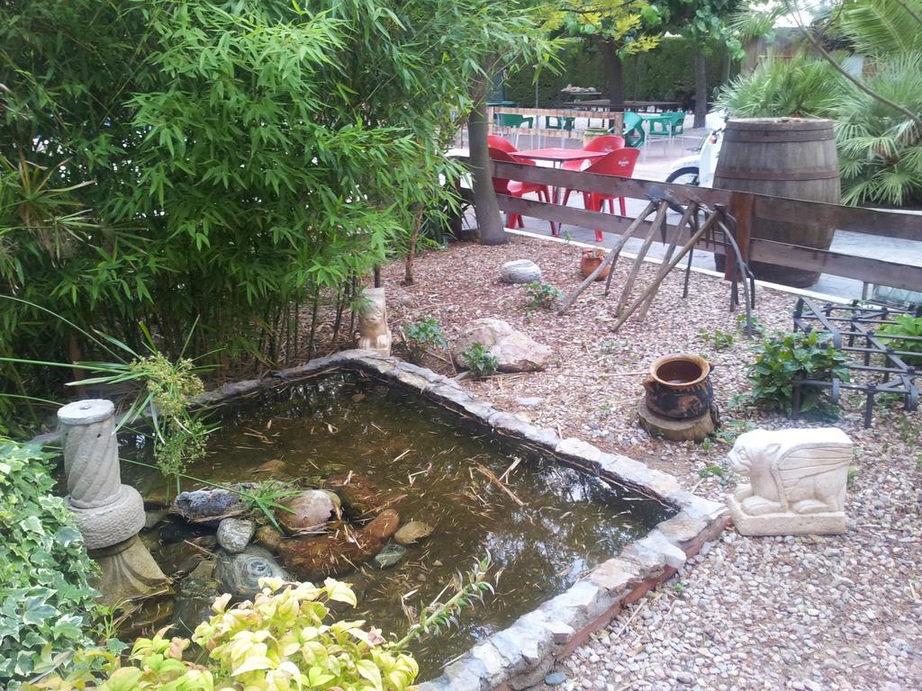 Hostal Braseria Tivissa 外观 照片