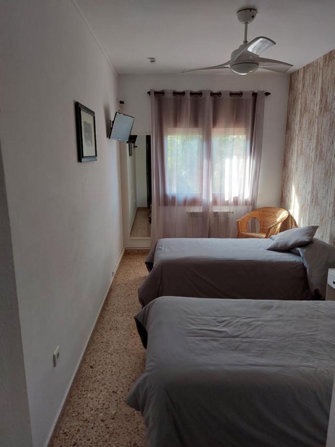 Hostal Braseria Tivissa 外观 照片